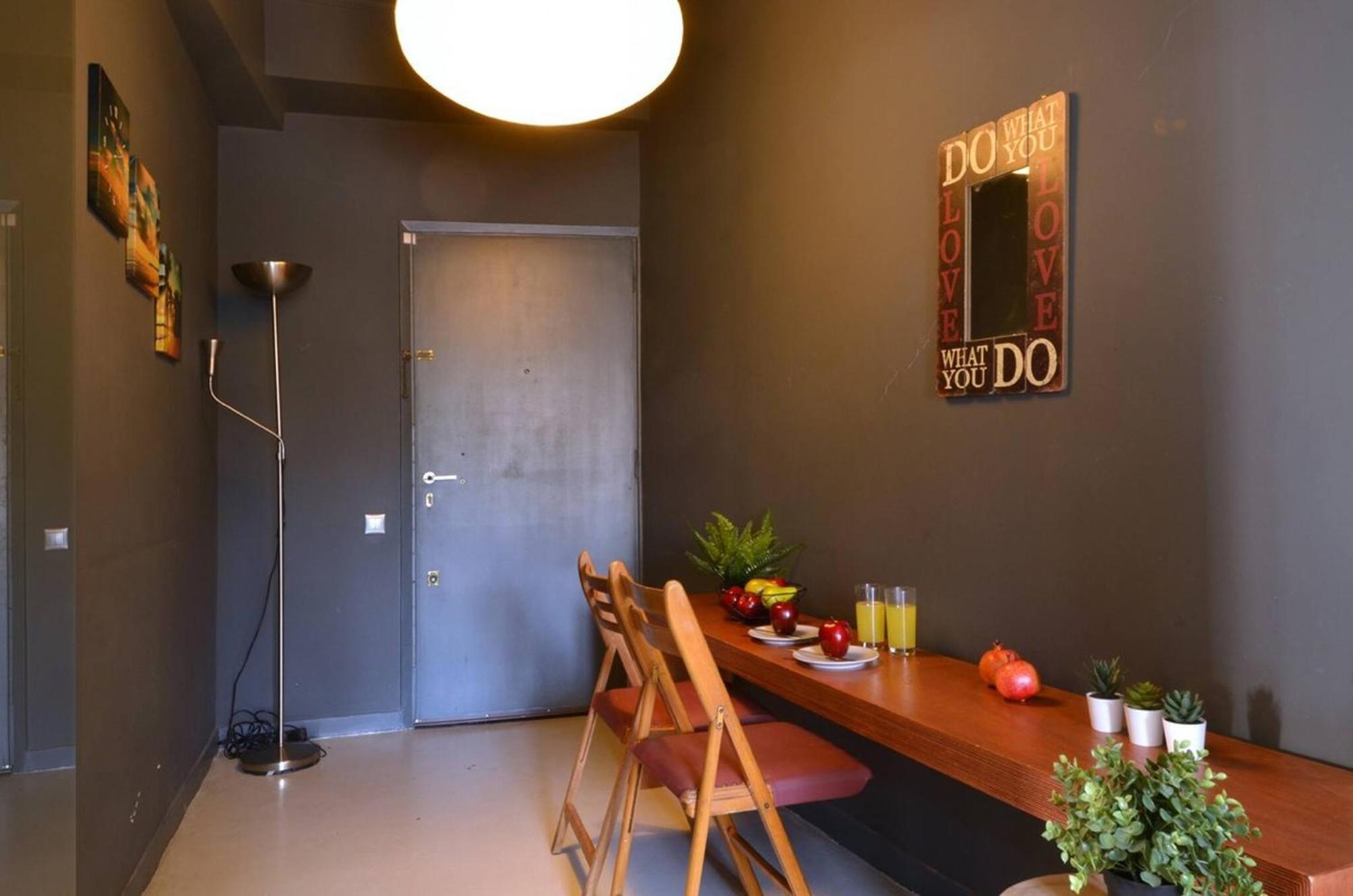 Kerameikos, A Lovely Apartment Atenas Exterior foto