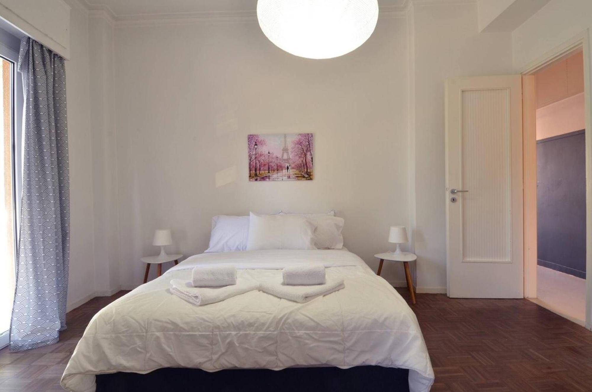 Kerameikos, A Lovely Apartment Atenas Exterior foto